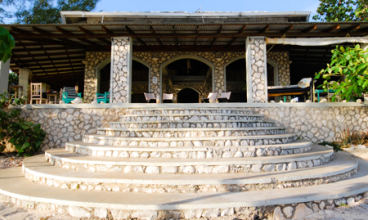 Jackie’s on the Reef